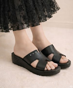 صندل زنانه طبی کد 26632
