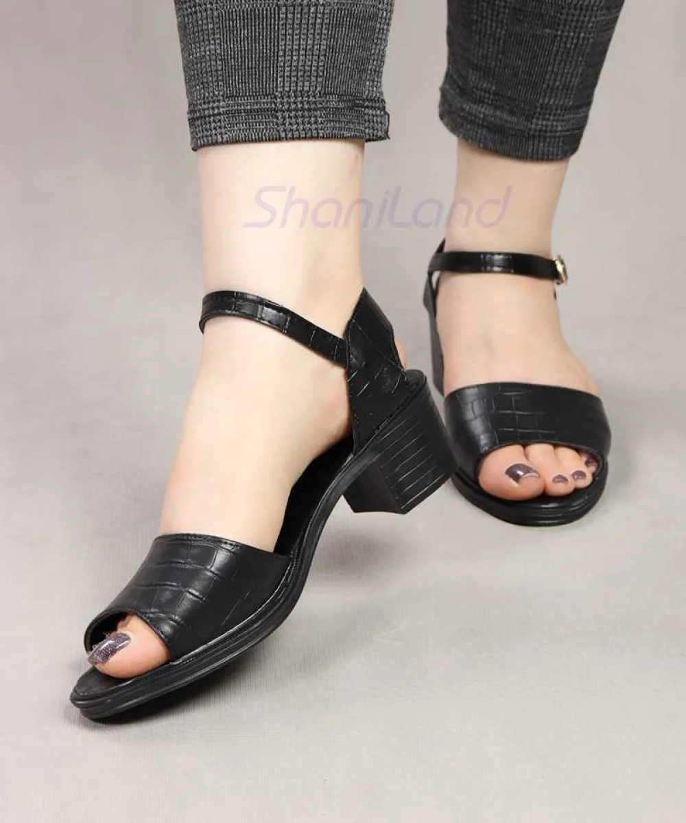صندل پاشنه دار رکاب دار تابستانه کد 2589