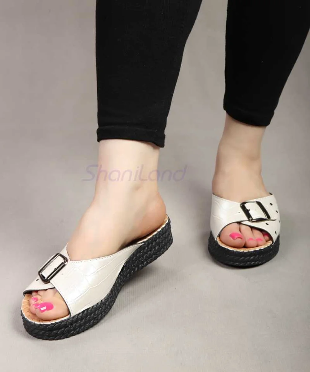 صندل طبی روفرشی سگک دار کد 26477