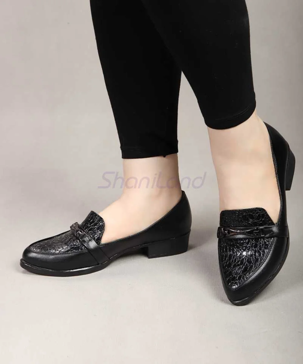 کالج پاشنه دار نوک تیز ورنی کد 23407