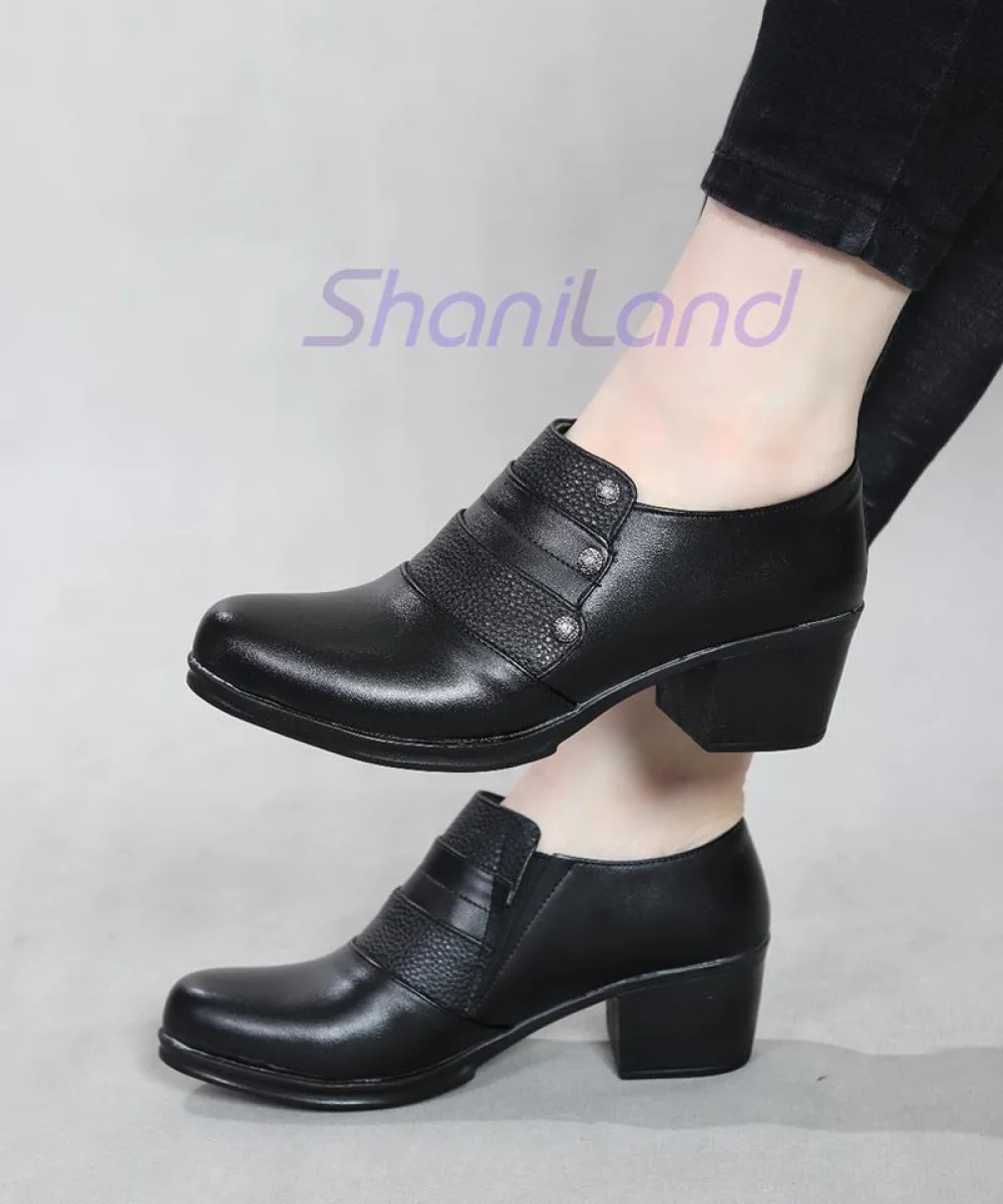 کفش طبی بغل کش مدل نگینی کد 2250