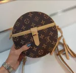 کیف گرد دوشی کد 1632