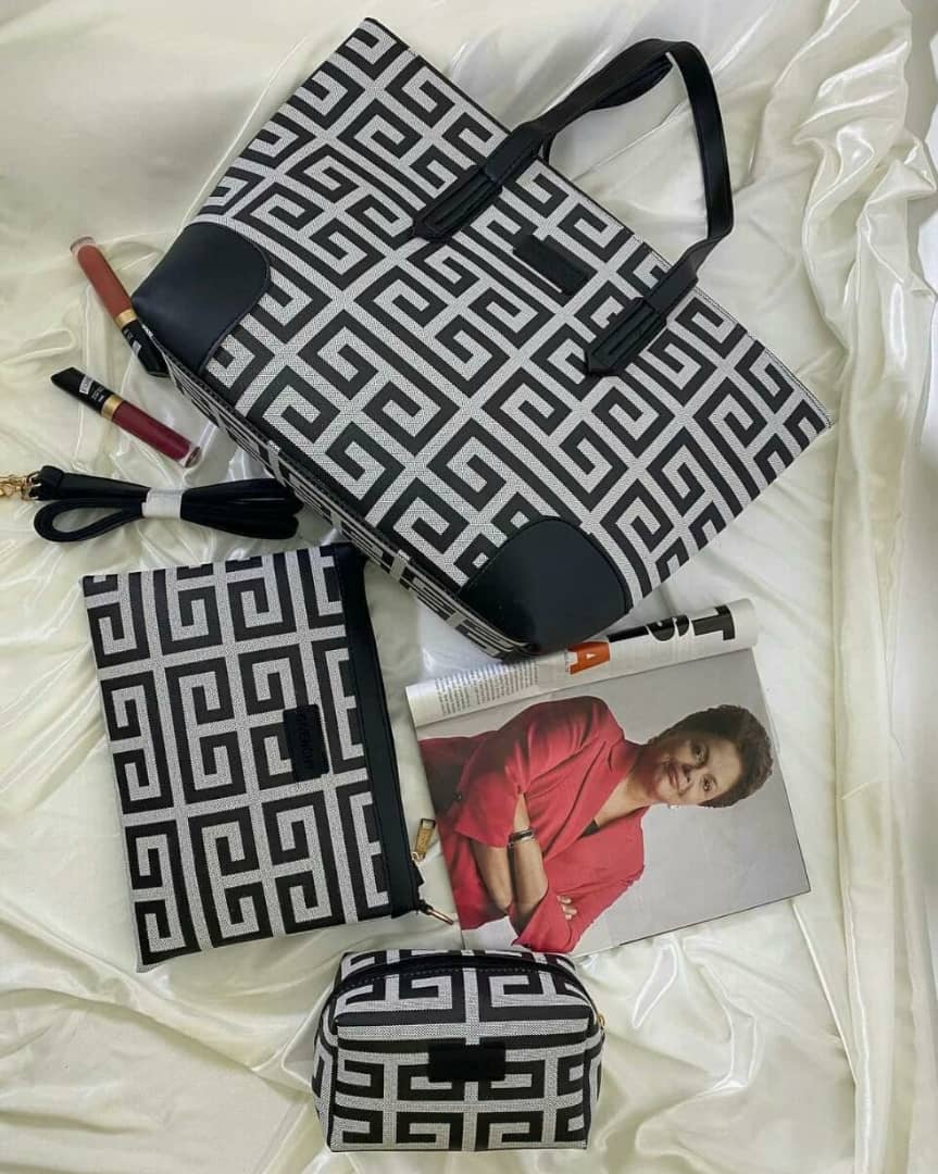 کیف 3 تیکه مدل جیوانچی کد 4215
