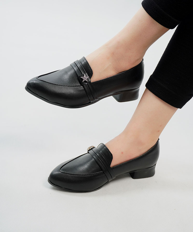 کالج زنانه نوک تیز کد‌ 23677