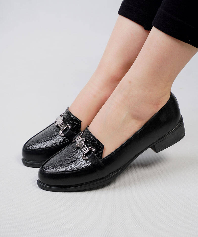 کفش کالج زنانه نوک تیز کد 23690